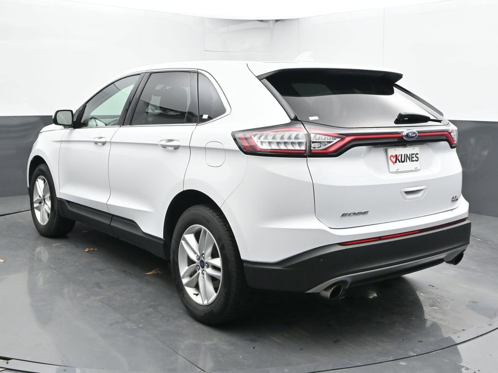 Used 2017 Ford Edge SEL w/ Equipment Group 201A AWD/4WD image 8