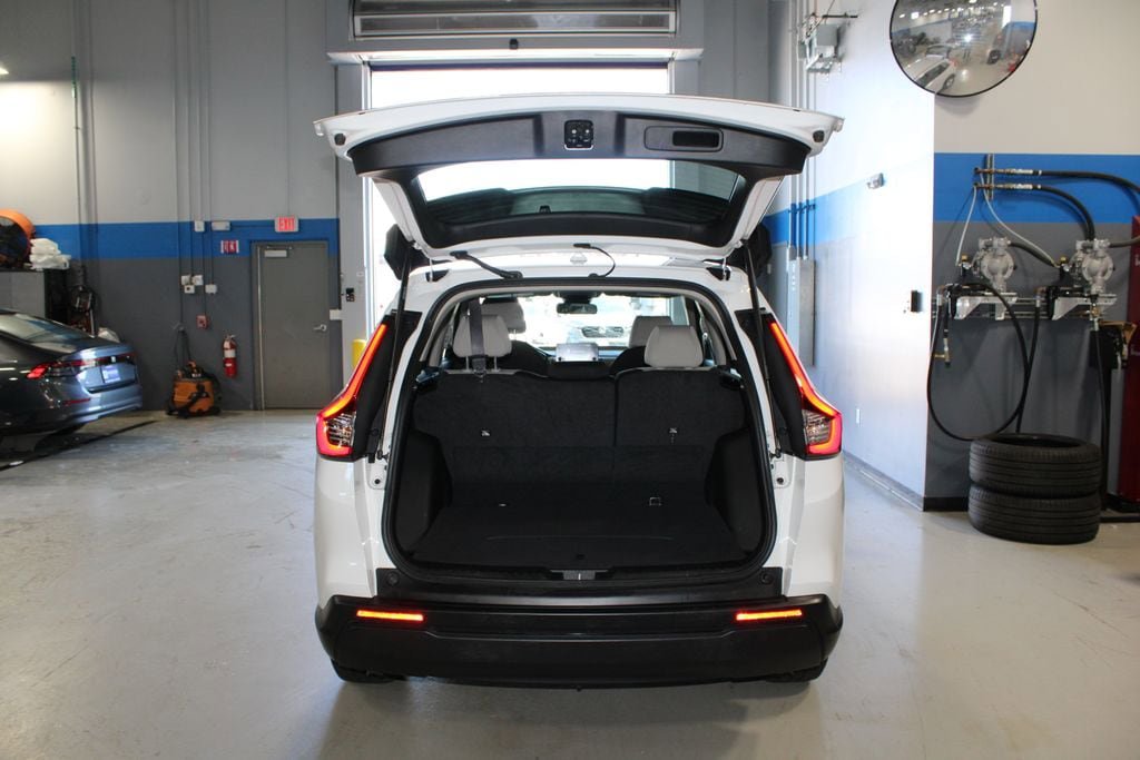 Used 2023 Honda CR-V LX image 39