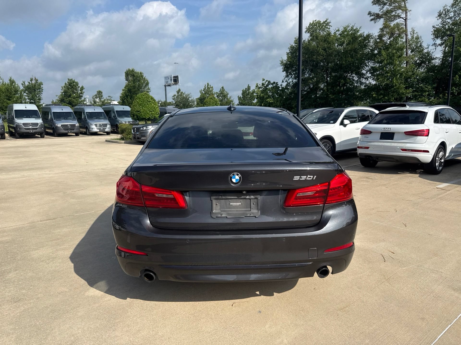 Used 2020 BMW 530i w/ Convenience Package RWD image 5