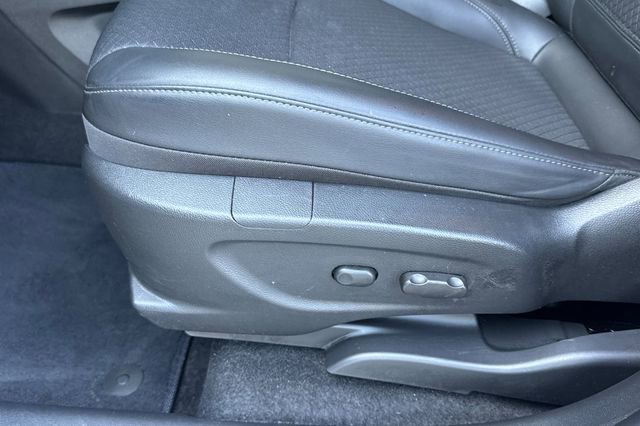 Used 2022 Buick Encore Preferred w/ Safety Package AWD/4WD image 13