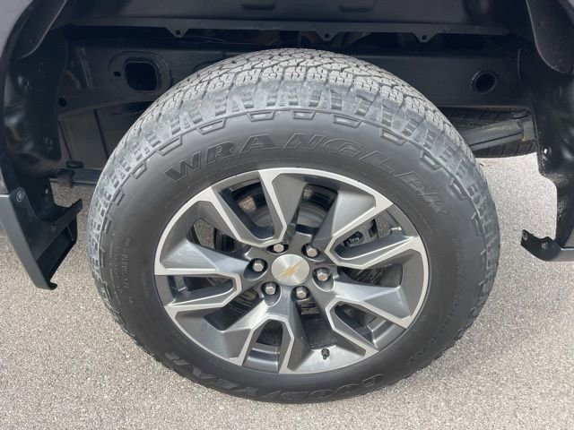 Used 2022 Chevrolet Silverado 1500 LT image 11