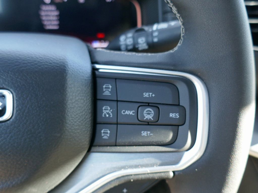 New 2026 Jeep Grand Wagoneer Limited w/ Premium Group II image 19