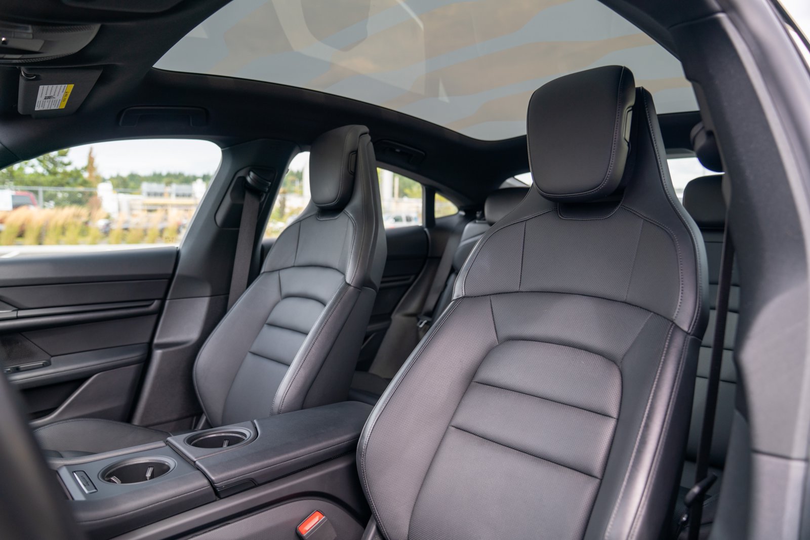 Certified 2024 Porsche Taycan 4S AWD/4WD image 5