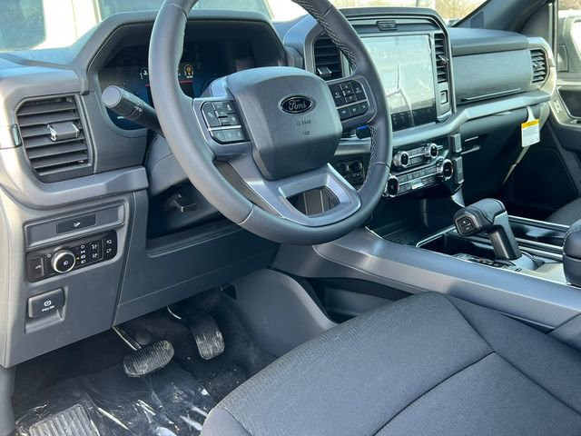 New 2026 Ford F150 XLT w/ Equipment Group 302A MID image 18