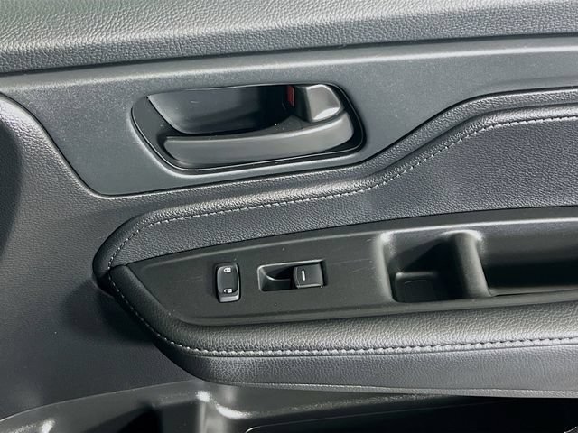 Used 2025 Honda Odyssey EX-L image 32