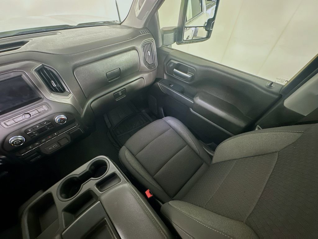 Used 2024 GMC Sierra 2500 Pro w/ 1SA Pro Safety Plus Package image 11