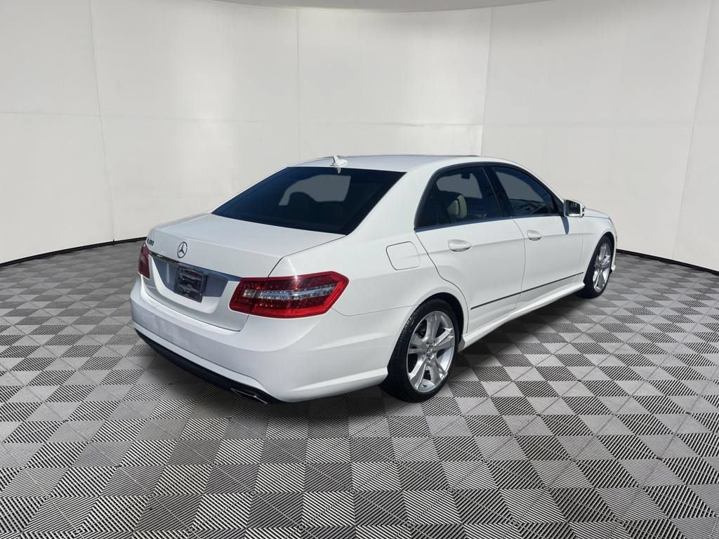 Used 2013 Mercedes-Benz E 350 Sedan image 5