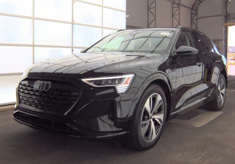 Used 2024 Audi Q8 e-tron Premium