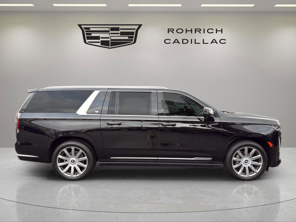 Certified 2022 Cadillac Escalade ESV Premium Luxury Platinum image 5