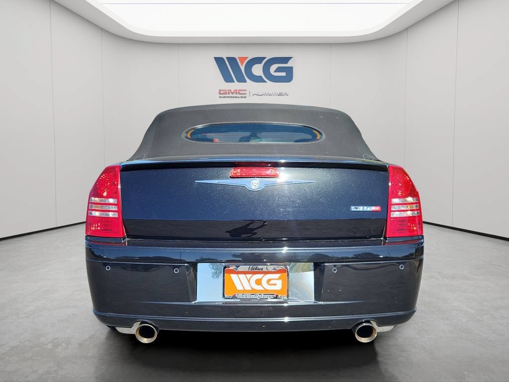 Used 2006 Chrysler 300 SRT8 w/ SRT Option Group II RWD image 5