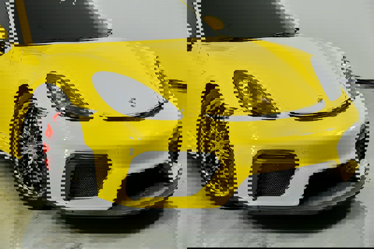 Used 2020 Porsche 718 Cayman GT4 image 3