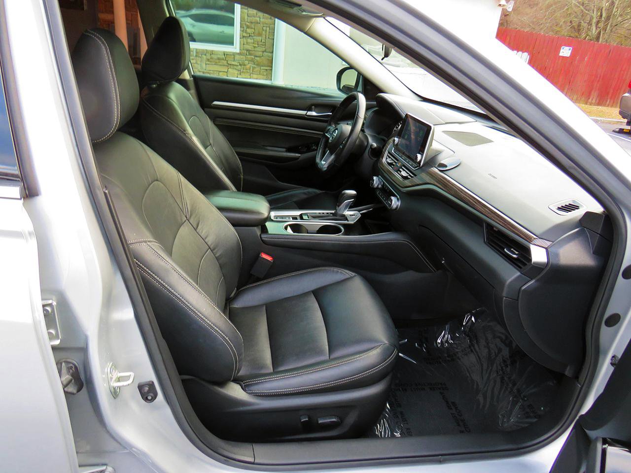 Used 2021 Nissan Altima 2.5 SL FWD image 12
