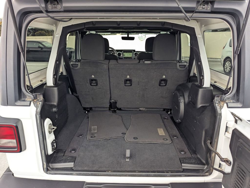 Certified 2023 Jeep Wrangler Sahara image 27