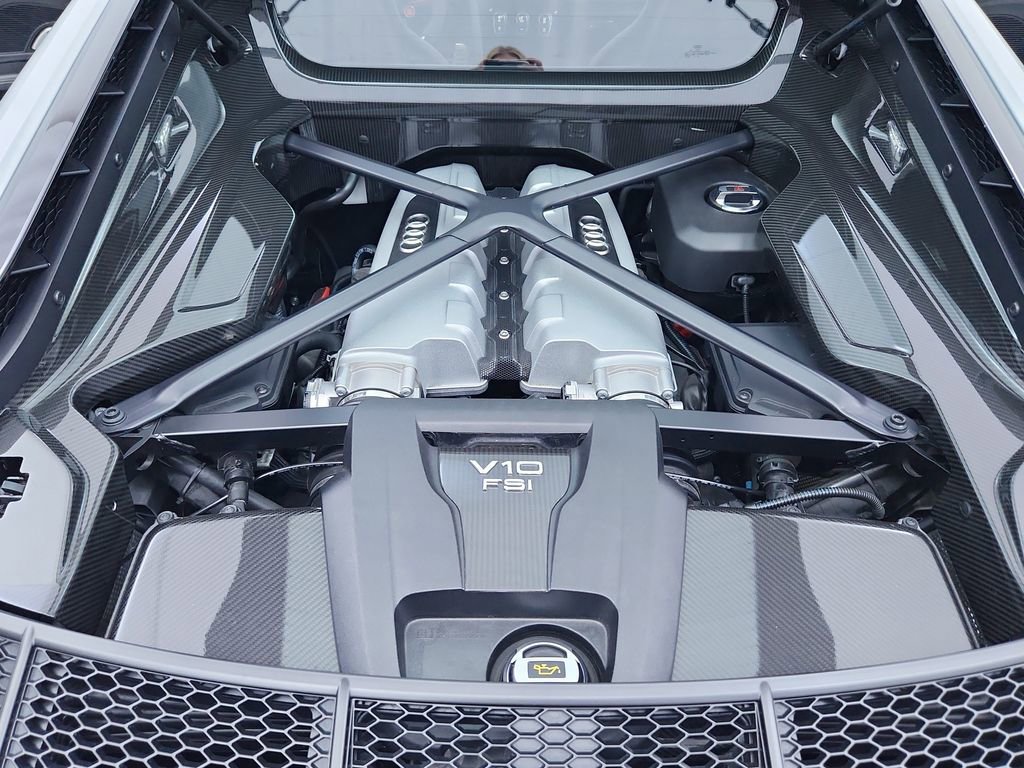 Used 2018 Audi R8 V10 plus image 35