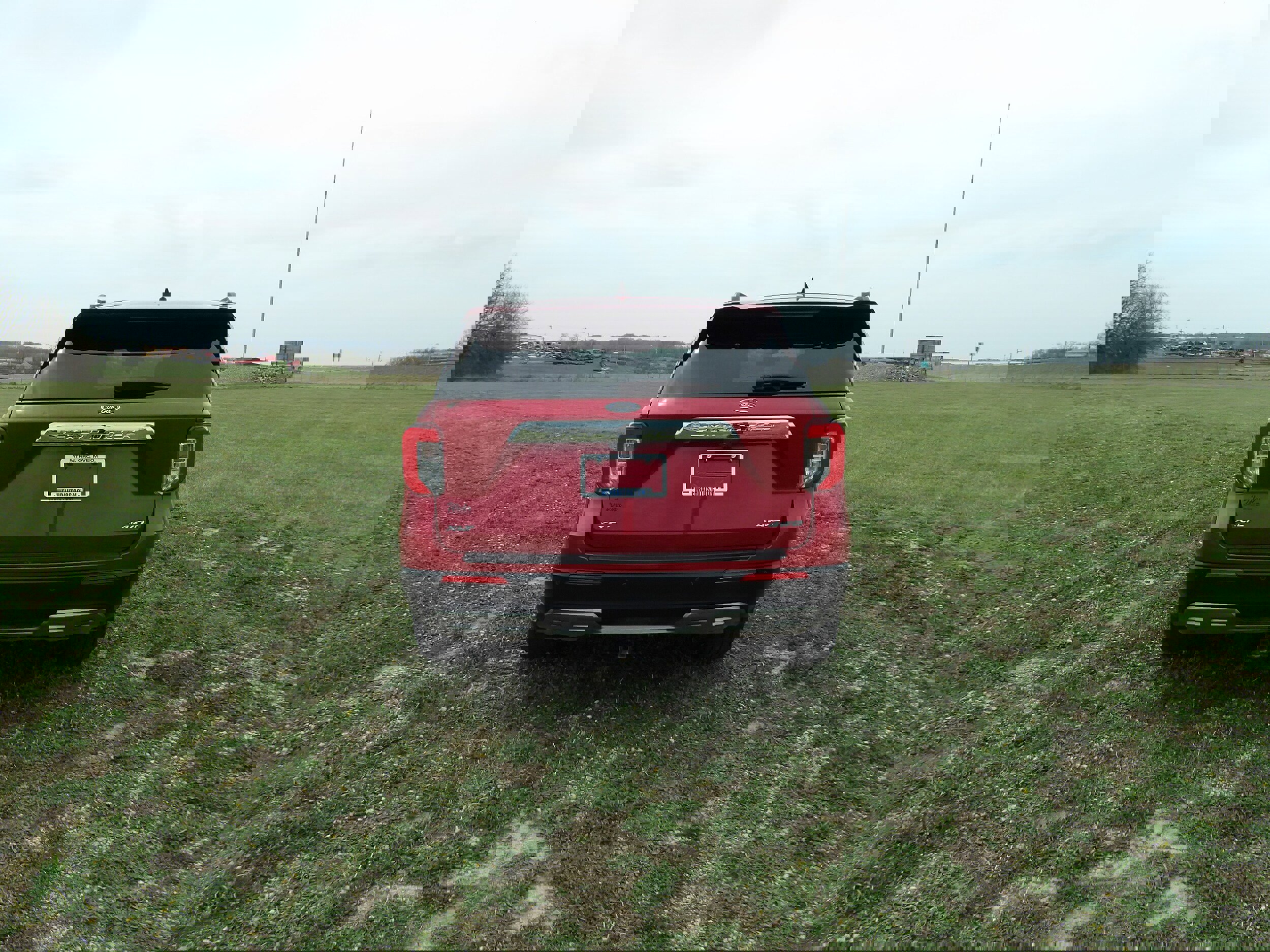 Used 2021 Ford Explorer XLT w/ Equipment Group 202A image 7