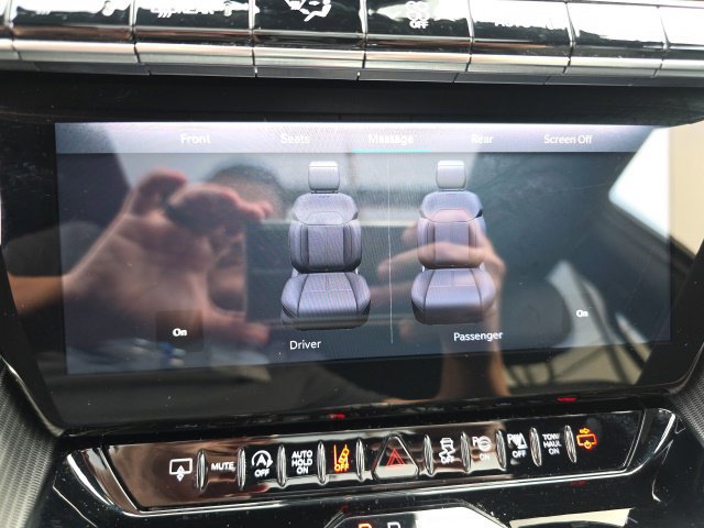 Used 2026 Jeep Grand Wagoneer Summit w/ Premium Group III AWD/4WD image 14