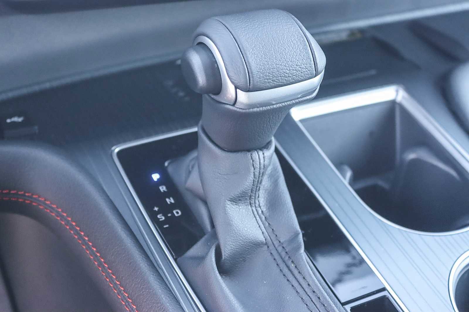 Used 2023 Toyota Sienna XSE image 20