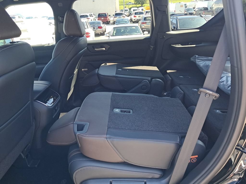 New 2026 Nissan Armada SL w/ Captain's Chari Seat Package AWD/4WD image 26