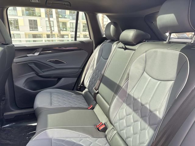 New 2026 Volkswagen Tiguan SEL R-Line image 12