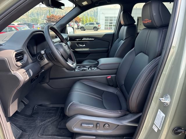 Used 2026 Honda Pilot TrailSport image 16
