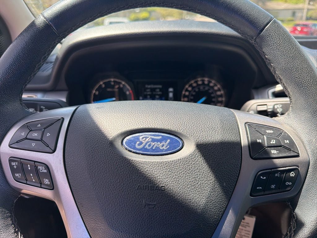Used 2023 Ford Ranger XLT w/ Equipment Group 302A High AWD/4WD image 13