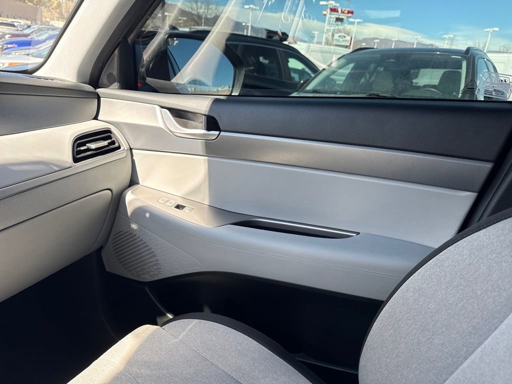 Used 2020 Hyundai Palisade SE AWD/4WD image 36