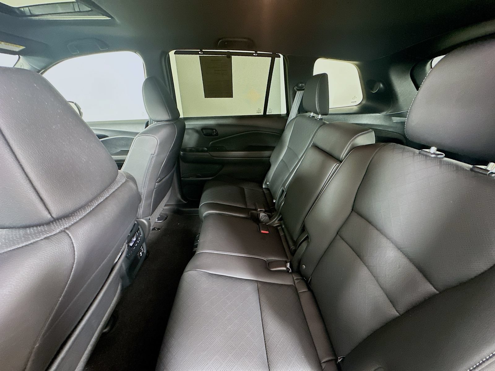 Used 2023 Honda Passport Elite image 39
