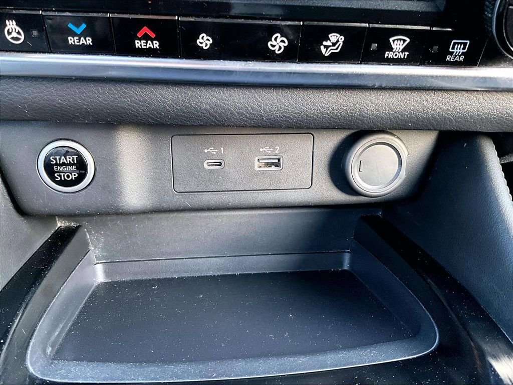 Used 2021 Nissan Rogue SL AWD/4WD image 26