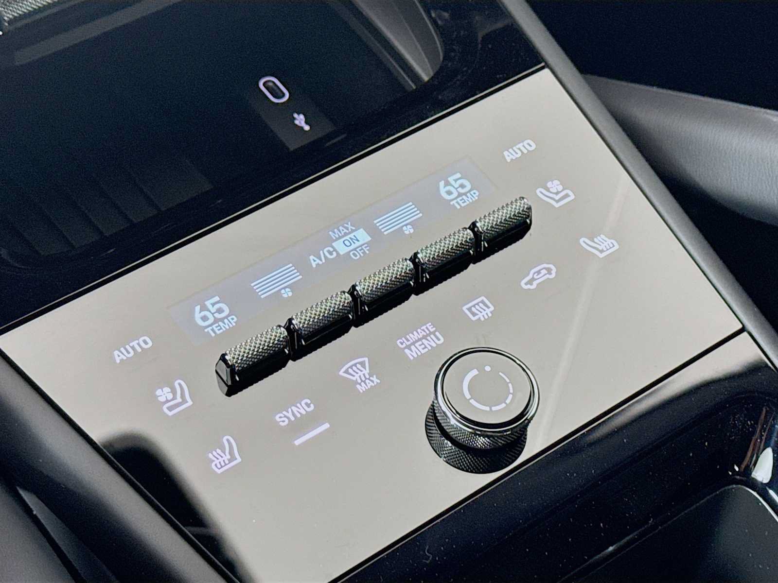 New 2026 Porsche Cayenne E-Hybrid AWD/4WD image 21