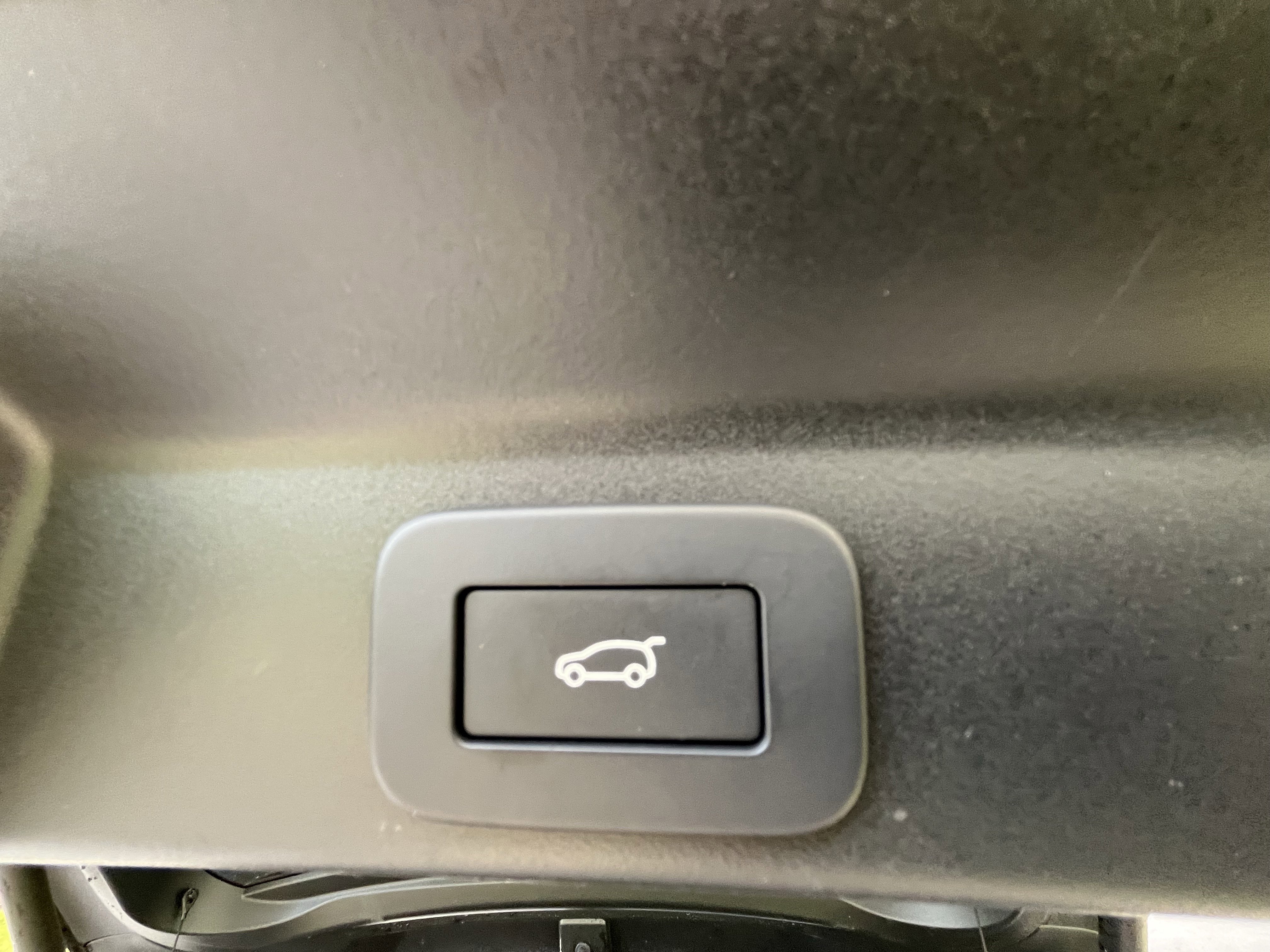 Used 2026 Jaguar F-PACE R-Dynamic S AWD/4WD image 34