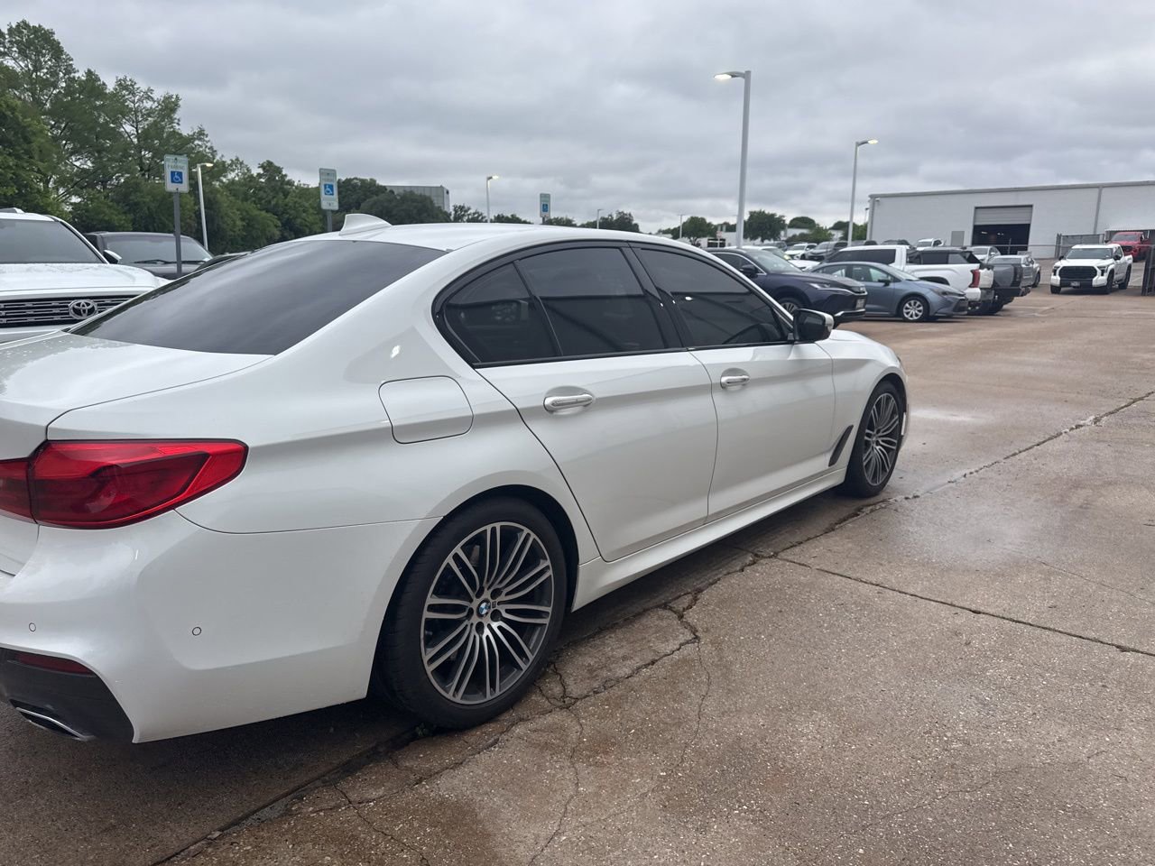 Used 2017 BMW 540i image 5
