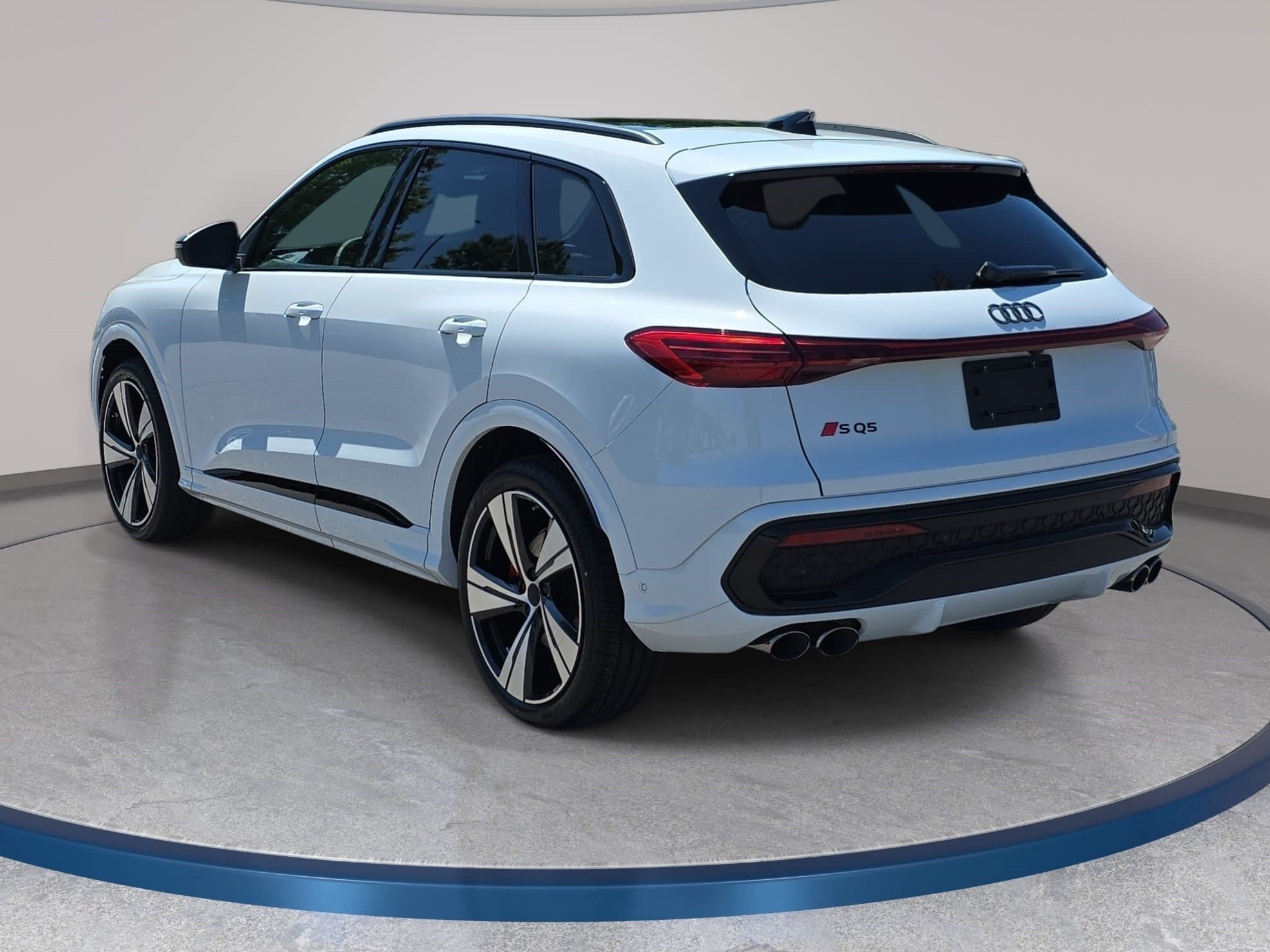 New 2026 Audi SQ5 Premium Plus AWD/4WD image 6