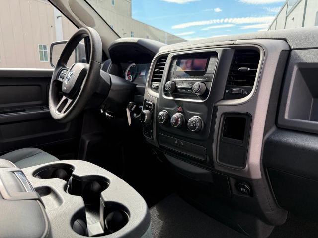 Used 2015 RAM 1500 Express AWD/4WD image 25