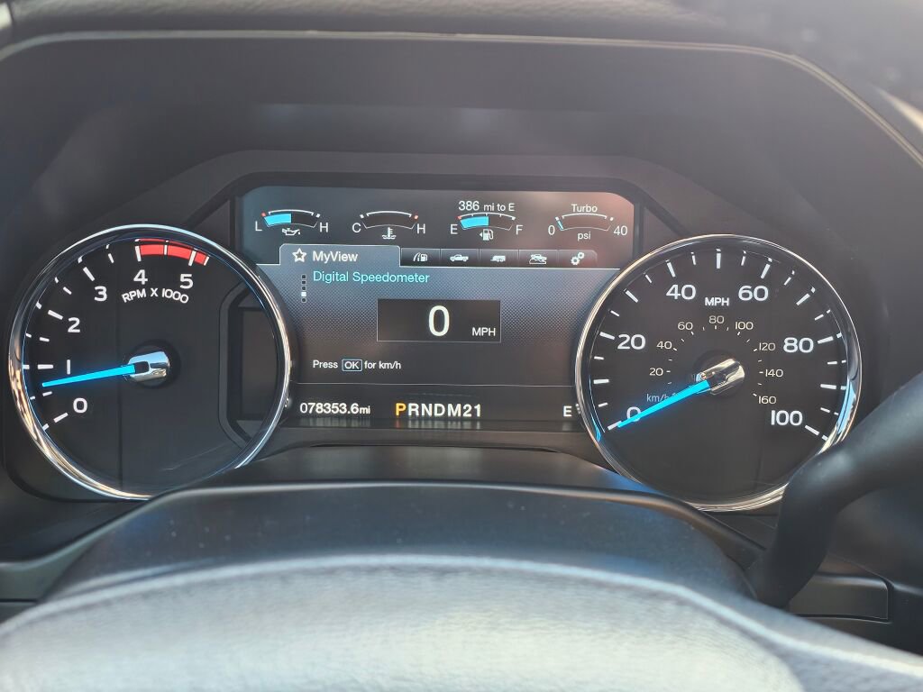 Used 2017 Ford F350 Lariat w/ Lariat Value Package image 22