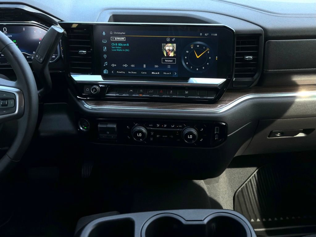 Used 2025 Chevrolet Silverado 1500 RST image 3