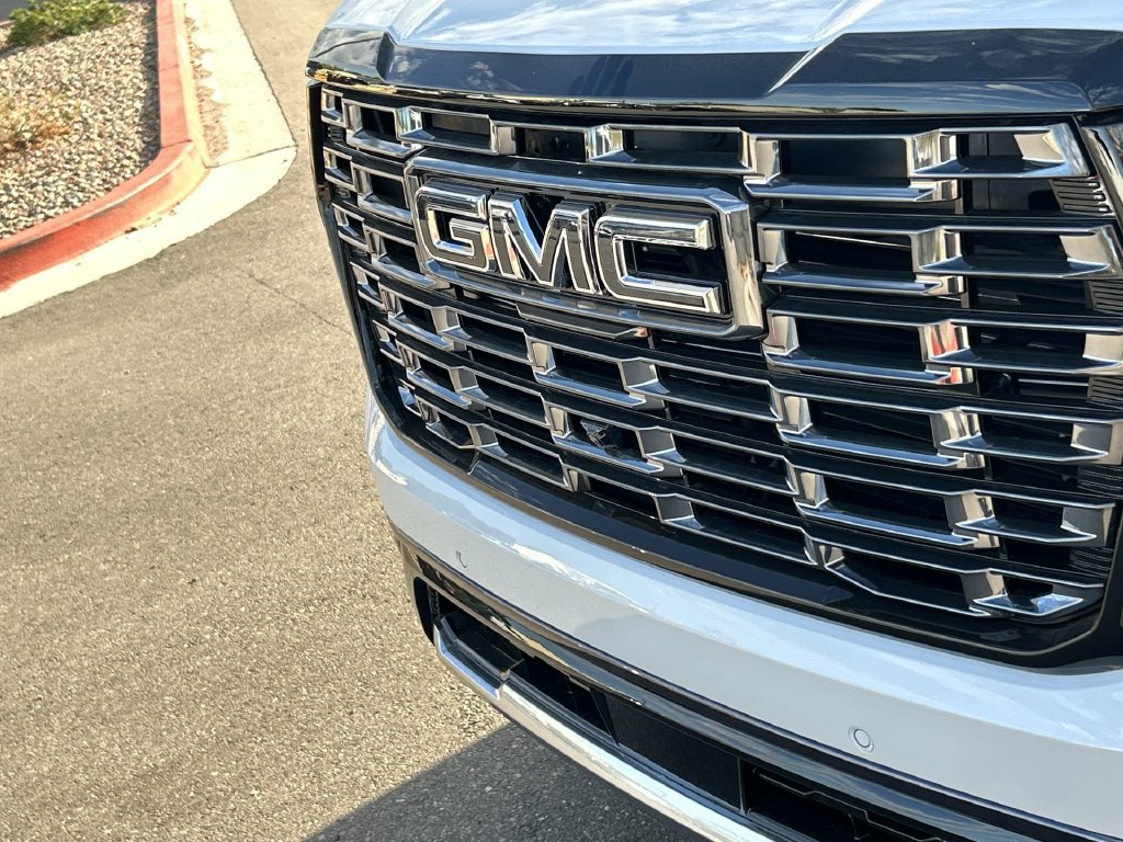 New 2026 GMC Yukon Denali Ultimate AWD/4WD image 32