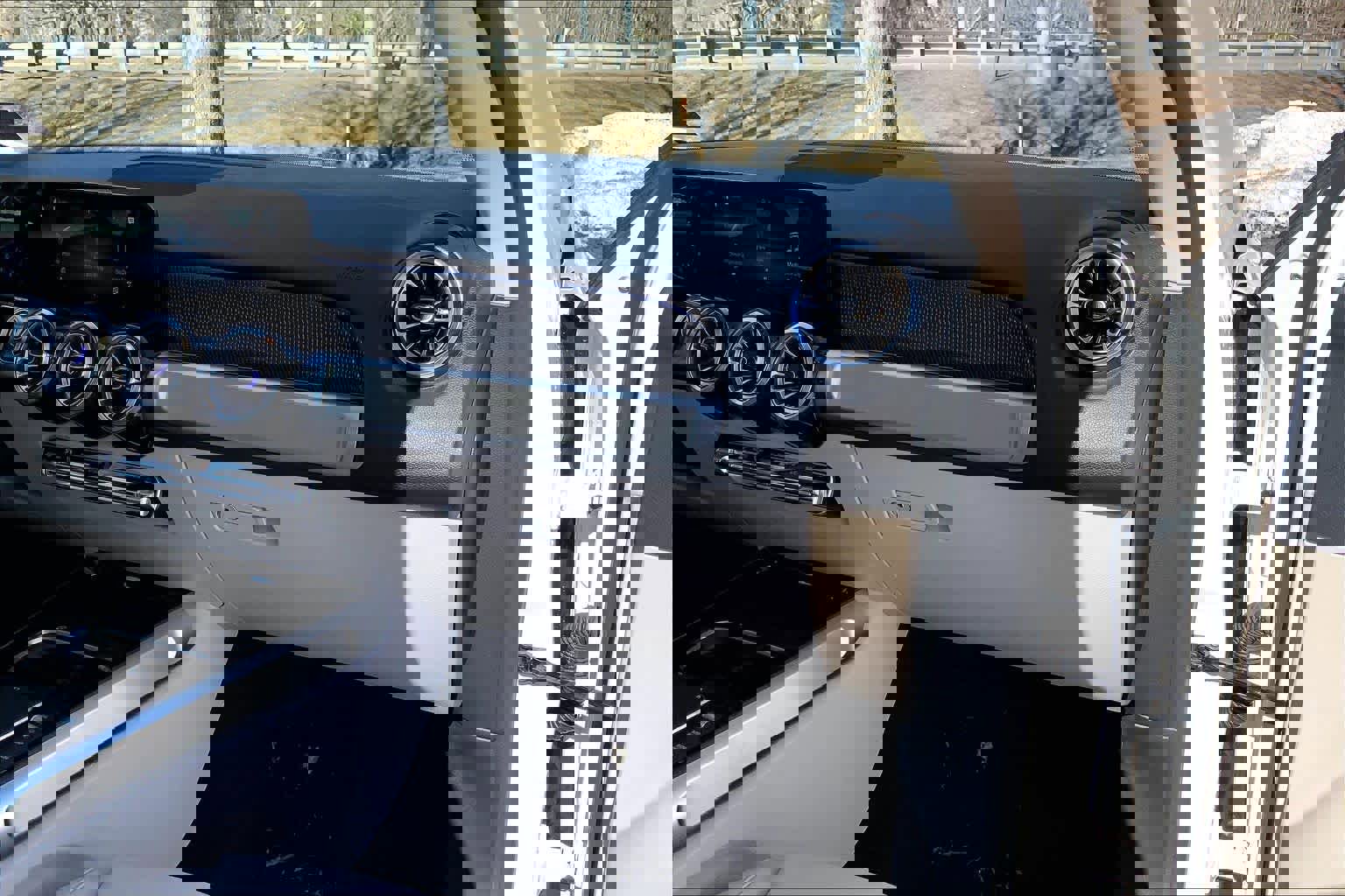 Certified 2022 Mercedes-Benz GLB 250 image 19