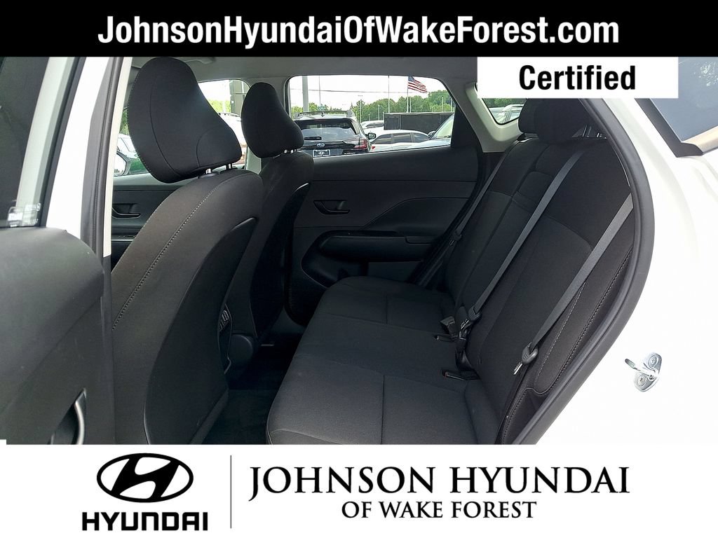 Certified 2025 Hyundai Kona SEL FWD image 11