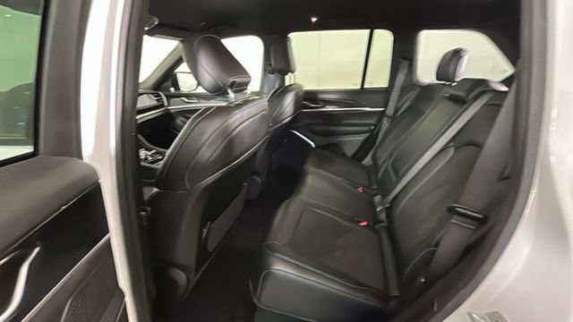 Used 2022 Jeep Grand Cherokee Trailhawk AWD/4WD image 26