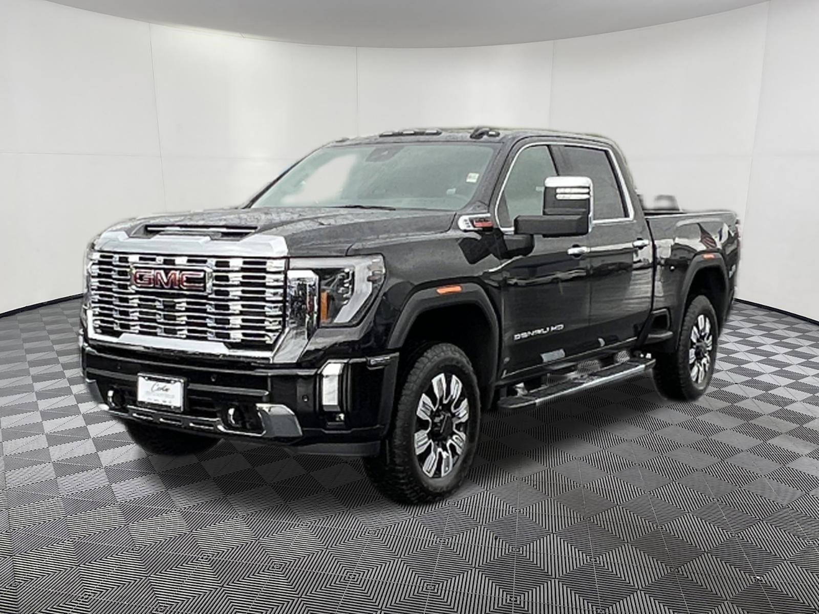 New 2026 GMC Sierra 2500 Denali w/ Denali Reserve Package AWD/4WD image 3