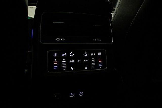 Used 2021 Audi Q8 Premium Plus image 22