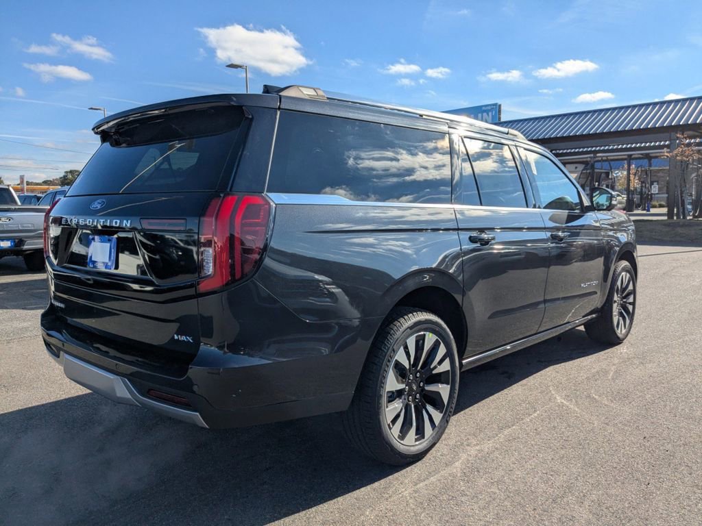 New 2025 Ford Expedition Max Platinum w/ Platinum Ultimate Package AWD/4WD image 4