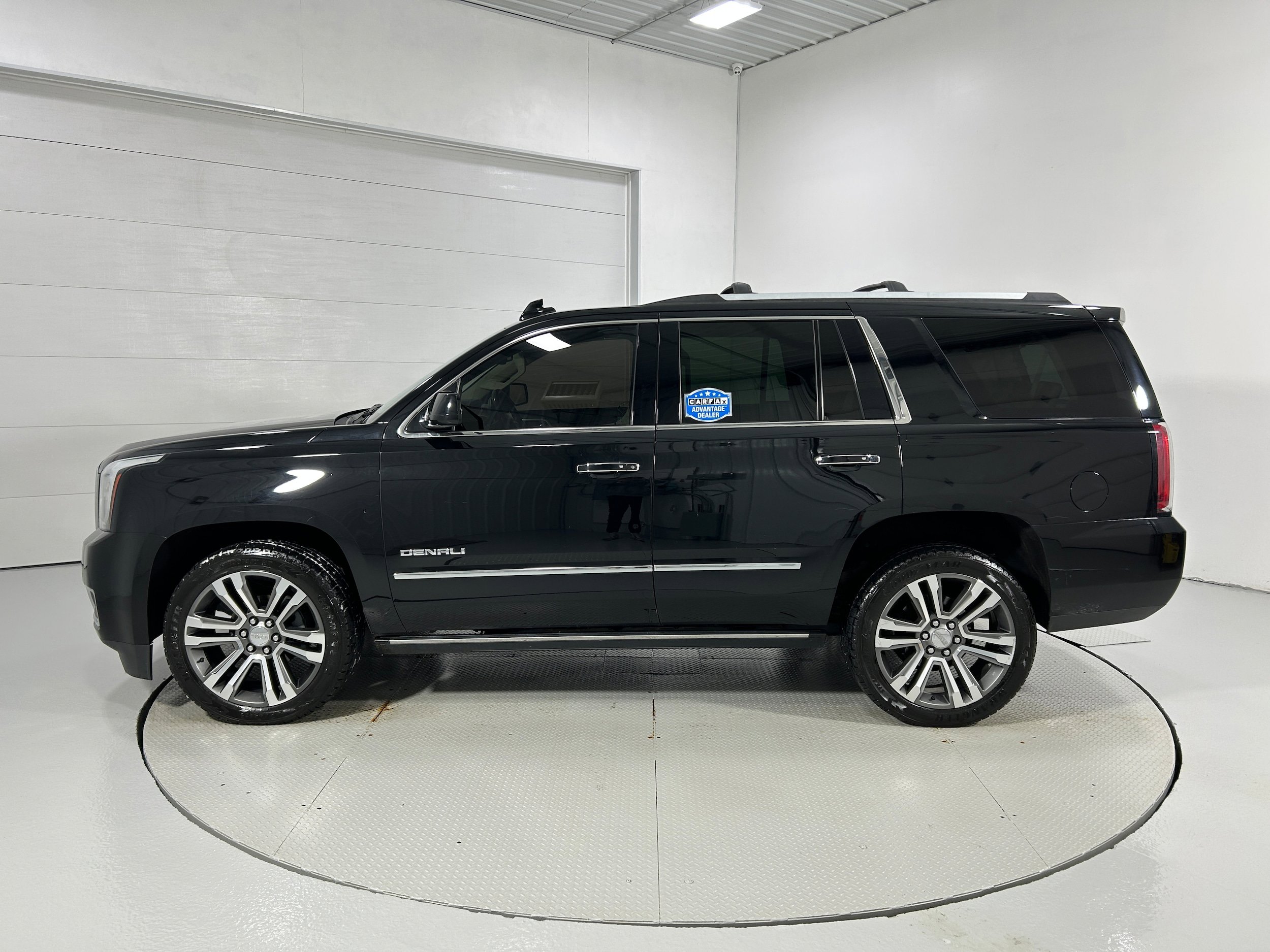 Used 2019 GMC Yukon Denali w/ Denali Ultimate Package image 22