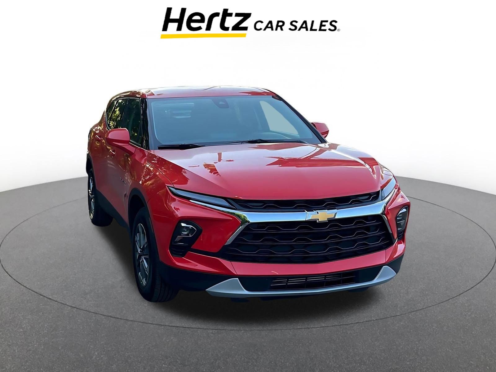 Used 2025 Chevrolet Blazer LT image 1