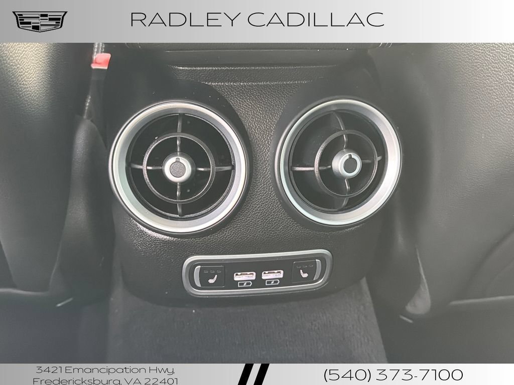 Used 2019 Alfa Romeo Giulia Ti Sport w/ Quick Order Package 22S Sport AWD/4WD image 10