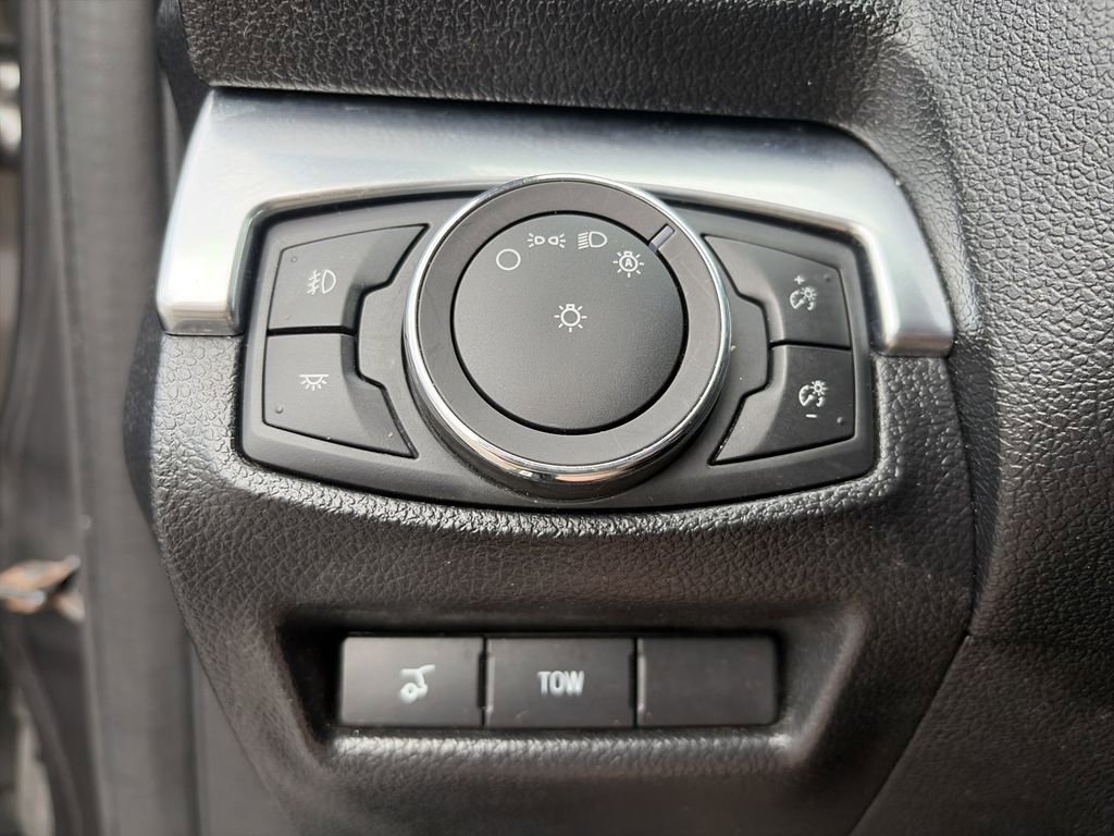 Used 2019 Ford Explorer Sport w/ Equipment Group 401A AWD/4WD image 20