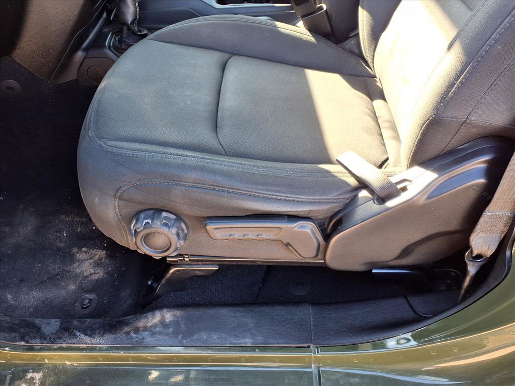 Used 2021 Jeep Wrangler Unlimited Sahara AWD/4WD image 15