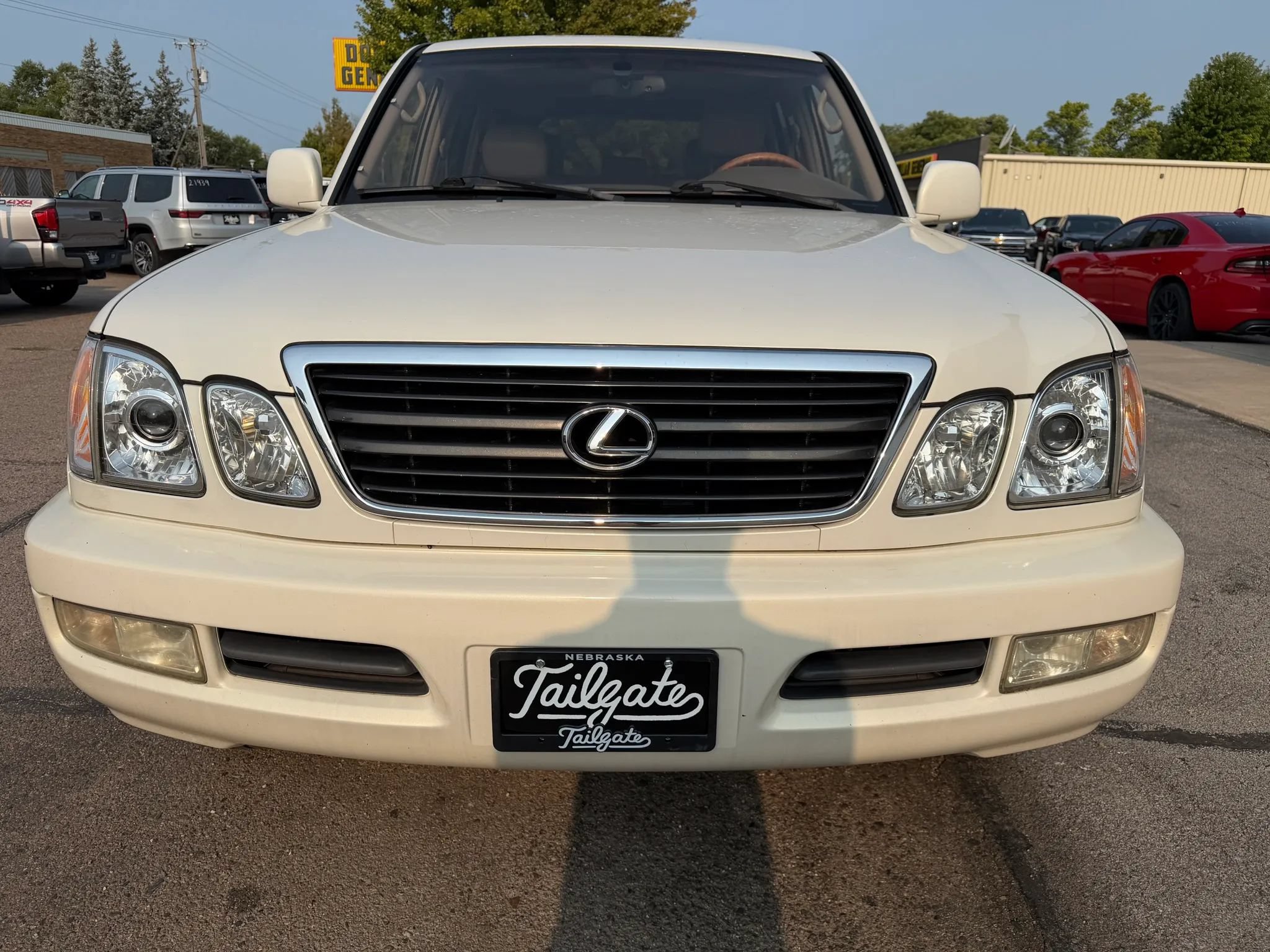 Used 2000 Lexus LX 470 4WD image 3