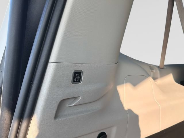 Used 2023 Jeep Wagoneer L 4WD w/ Convenience Group I image 13