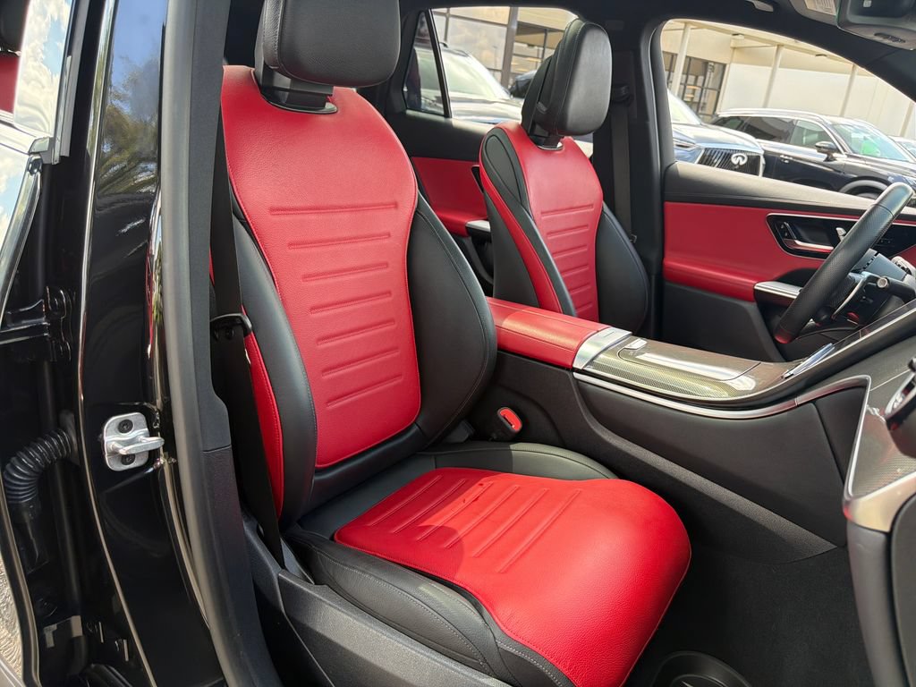 Used 2024 Mercedes-Benz GLC 43 AMG 4MATIC image 37